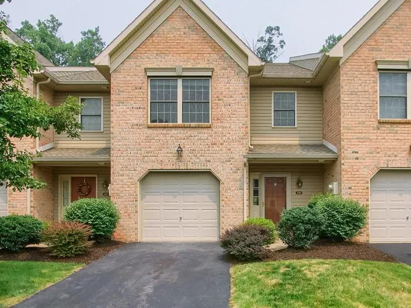 630 Glenbrook Dr, Harrisburg, PA 17110