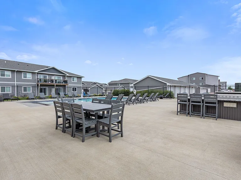 Sawyer Pointe — Photo 36