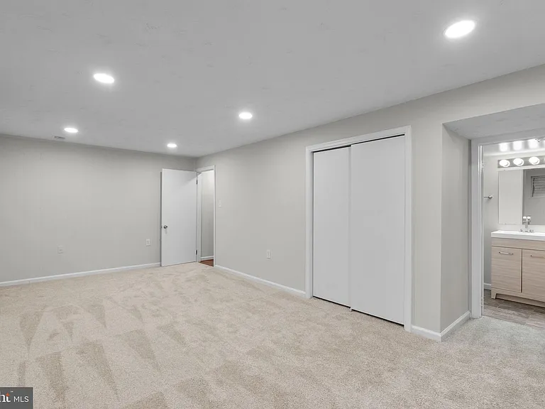 3351 Buehler Ct #99 — Photo 40
