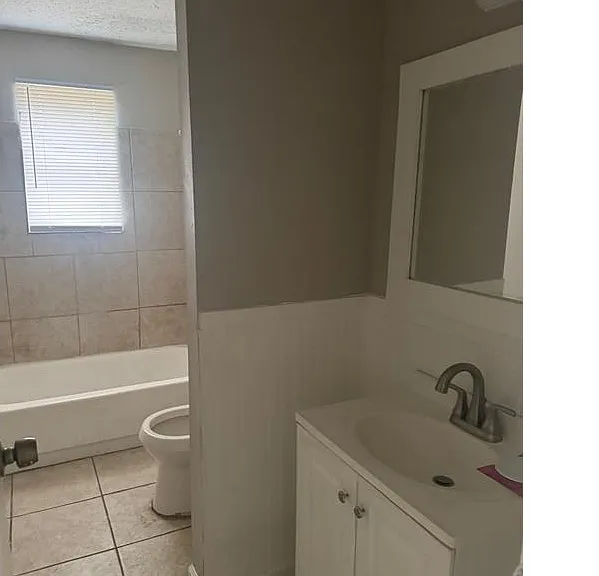 1431 Todds Creek Cv — Photo 8