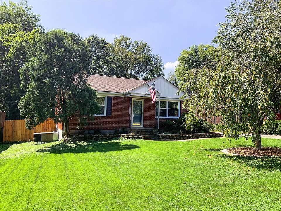 1st image of 2921 Lakeland Dr