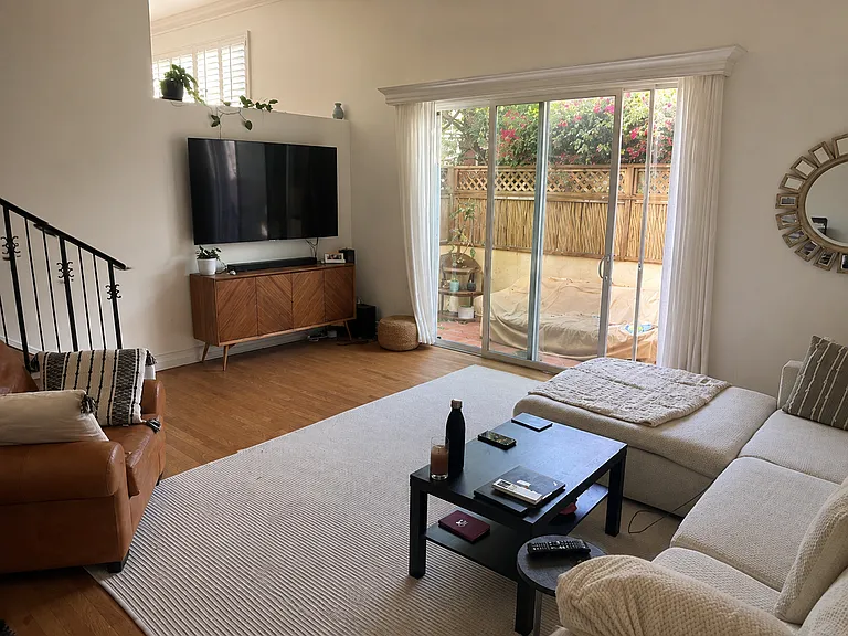 1532 Berkeley St #1 — Photo 2
