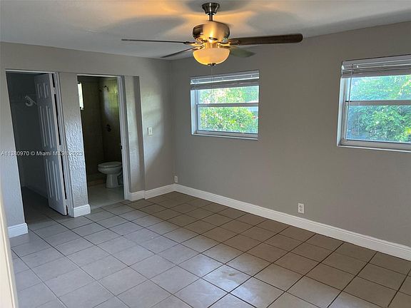 3rd image of 711 Carolina Ave