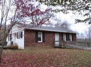 305 Vfw Ln, Anna, IL 62906