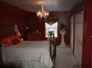 5757 Gleason Rd, Emmett, MI 48022