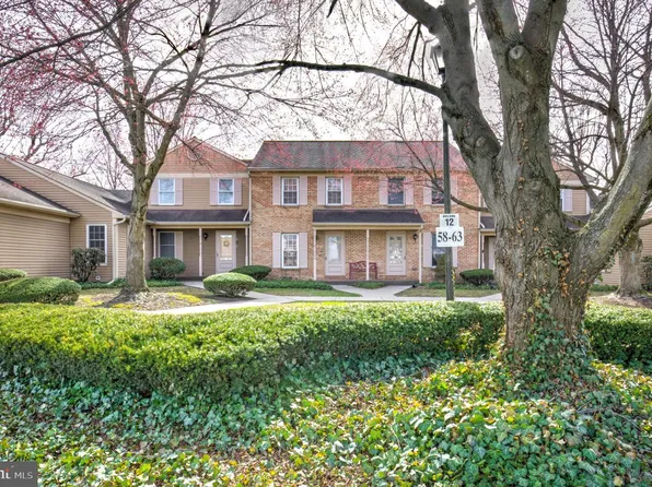 59 Ashlea Vlg, New Holland, PA 17557