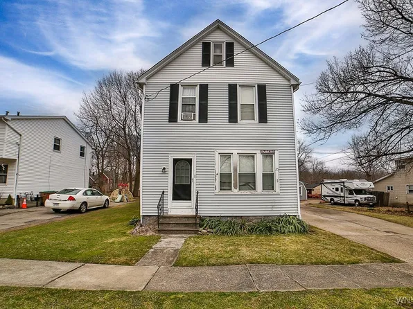 25 Park St, Cheektowaga, NY 14227