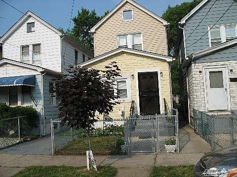 3rd image of 11420 146th St