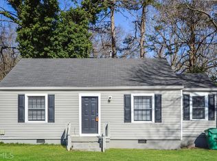864 Warren Dr, Forest Park, GA 30297
