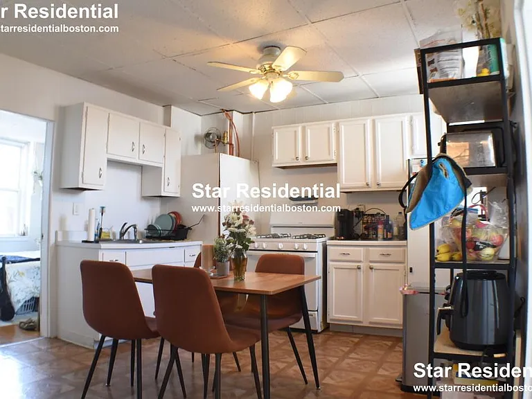 158 Salem St #7 — Photo 1