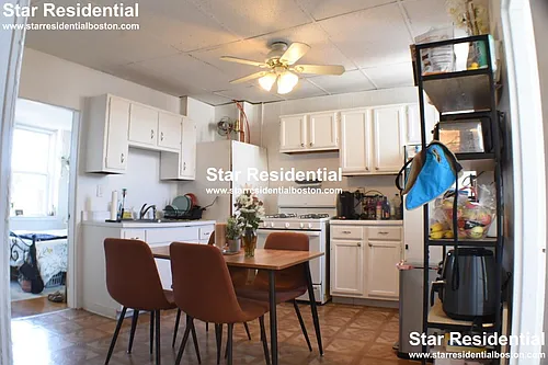 158 Salem St #7 Photo 1