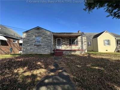 2204 Fletcher Ave, Dunbar, WV, 25064
