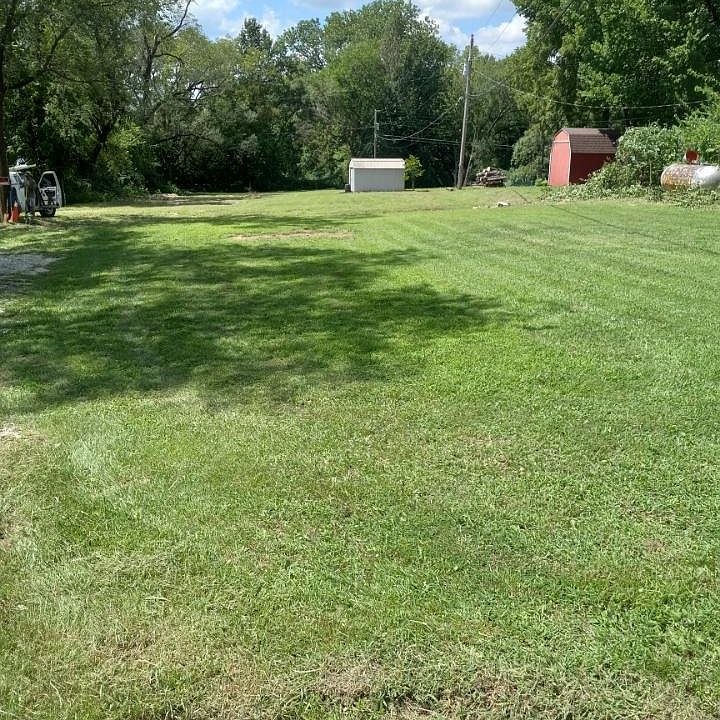 1st image of 225 Arnold Ave