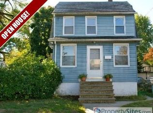 112 Roosevelt Ave, Valley Stream, NY 11581