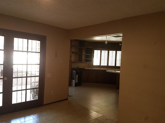 4th image of 6108 Bandolero Dr