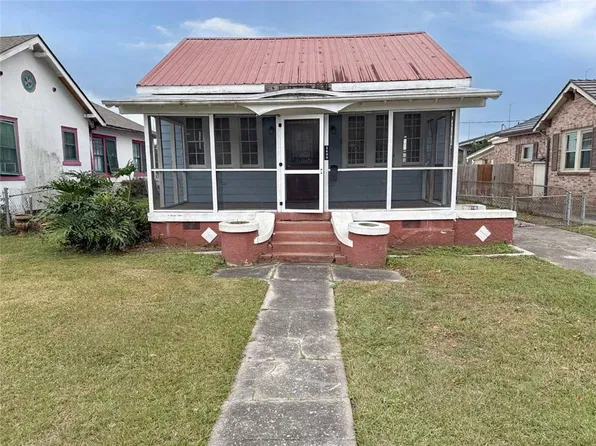 1600 Bodenger Blvd, New Orleans, LA 70114