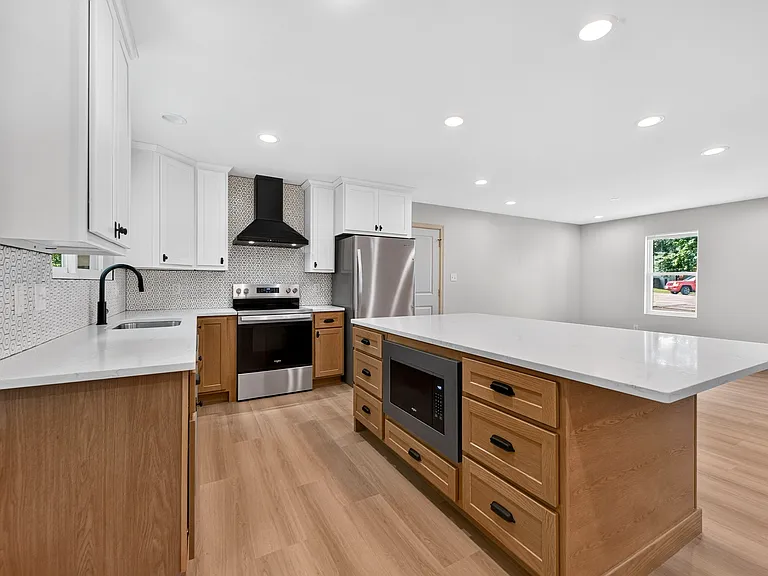 4105 Amy Ct — Photo 4
