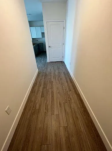 College Park Apartments — Photo 8