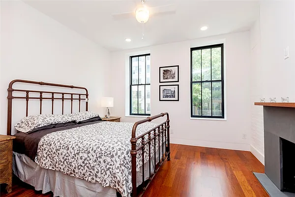 Sold by Douglas Elliman | media 29