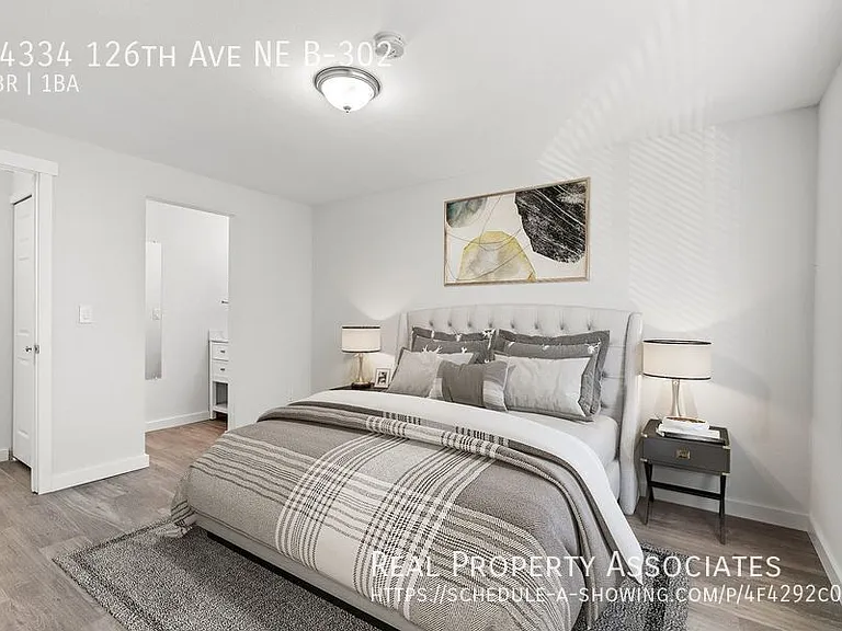 14334 126th Ave NE #B302 — Photo 8