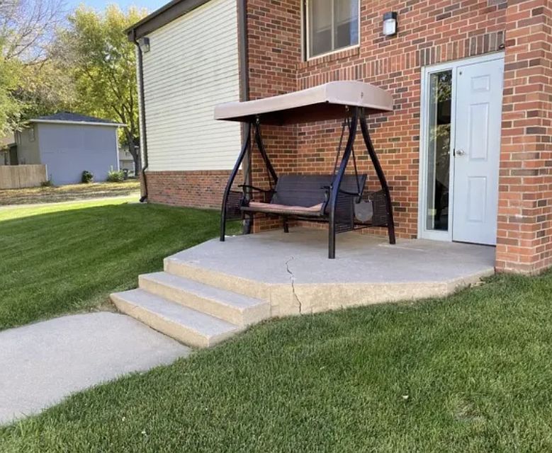 1st image of 963 Westdale Ln #0