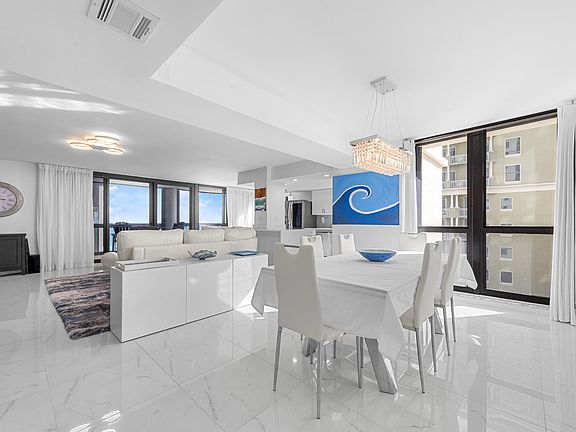 5th image of 5380 N Ocean Drive #8c