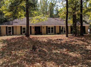 204 Briarwood Cir, Americus, GA 31709