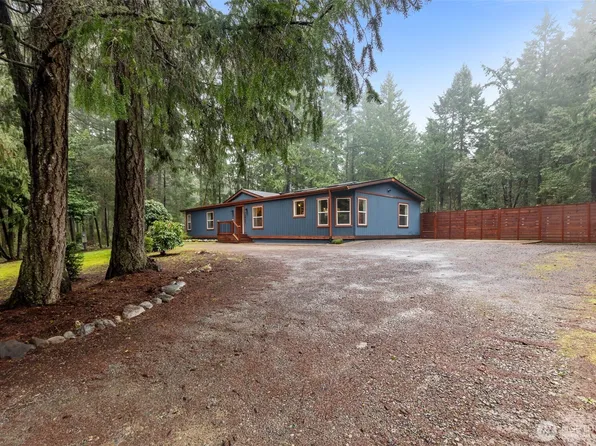 12433 Carriage Place SE, Olalla, WA 98359