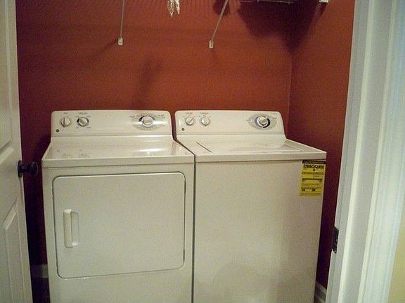 3rd image of 2700 Shades Valley Ln