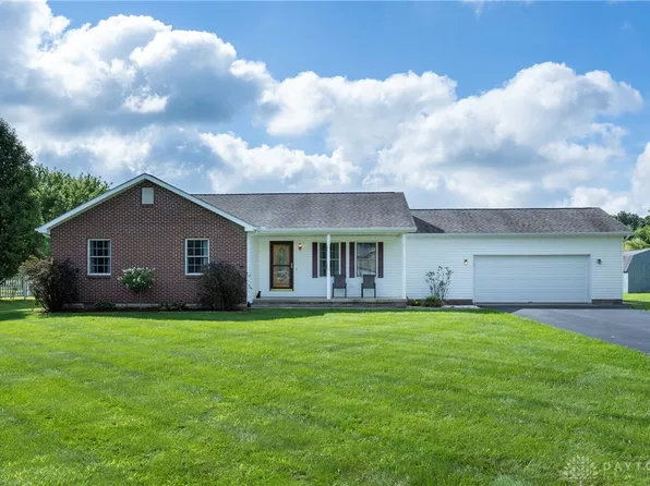 432 Limerick Dr, Lynchburg, OH 45142