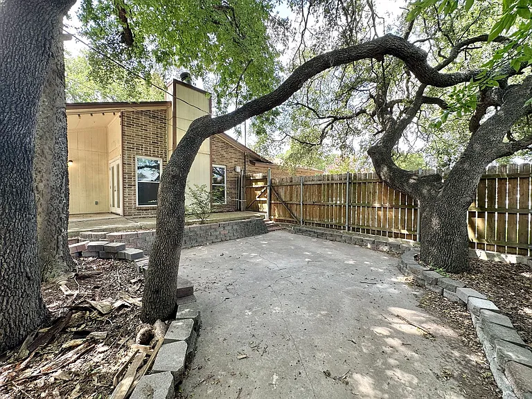 1003 Beaver Trl — Photo 28