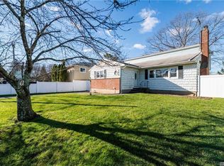 792 Bradley St, West Hempstead, NY 11552