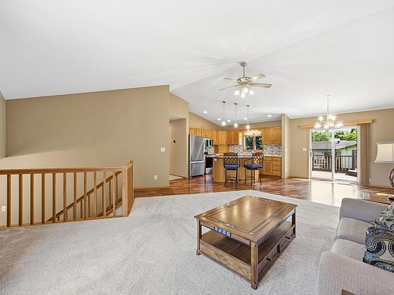 5th image of 603 34th Ave S