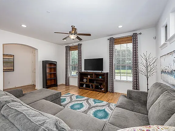 4101 Blackjack Oak Dr — Photo 8