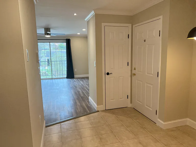 8 Northbrook Dr #806 — Photo 2