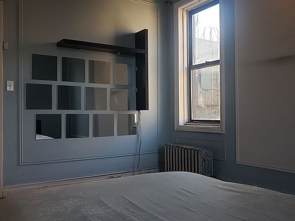 2nd image of 711 W 171st St #66