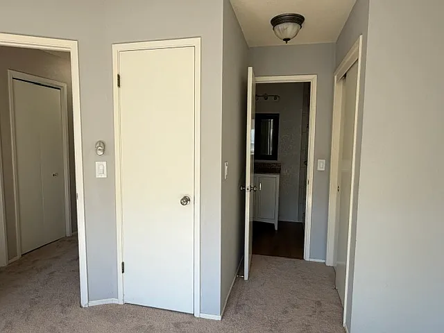 690 Blackford Ct — Photo 6