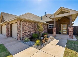 7337 Elaine St, Yukon, OK 73099