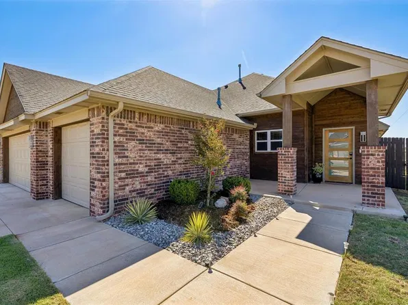 7337 Elaine St, Yukon, OK 73099