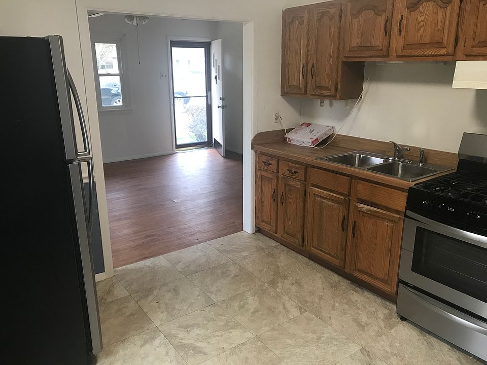 2nd image of 25 Shelton Rd