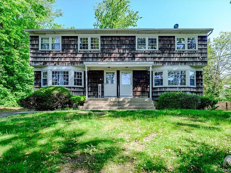 43 Evert St — Photo 1