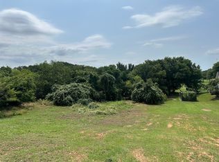 1633 Rockview Dr, Granbury, TX 76049