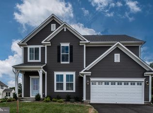 604 Plainview Dr, Fredericksburg, VA 22405