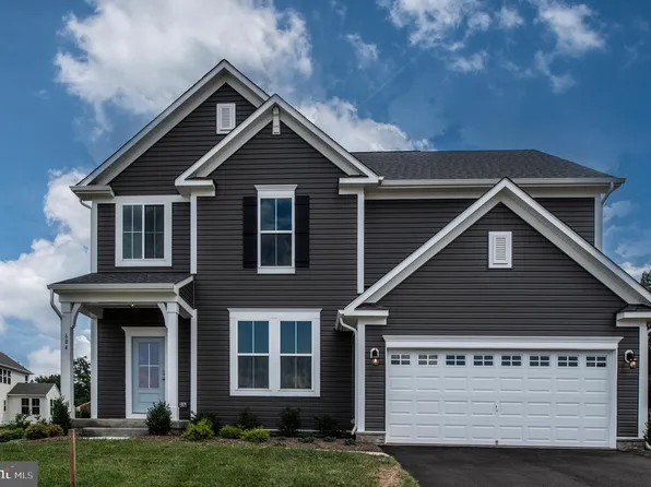 604 Plainview Dr, Fredericksburg, VA 22405