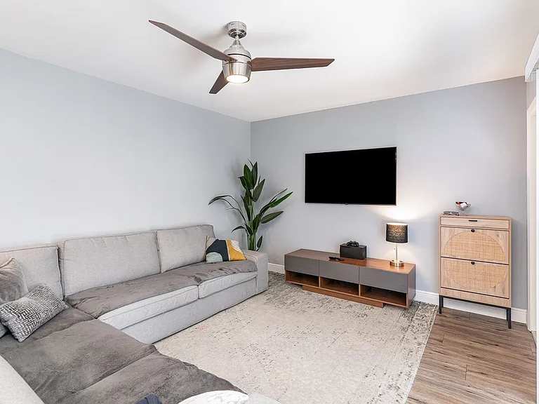 1460 Sheafe Ave NE #111 — Photo 7