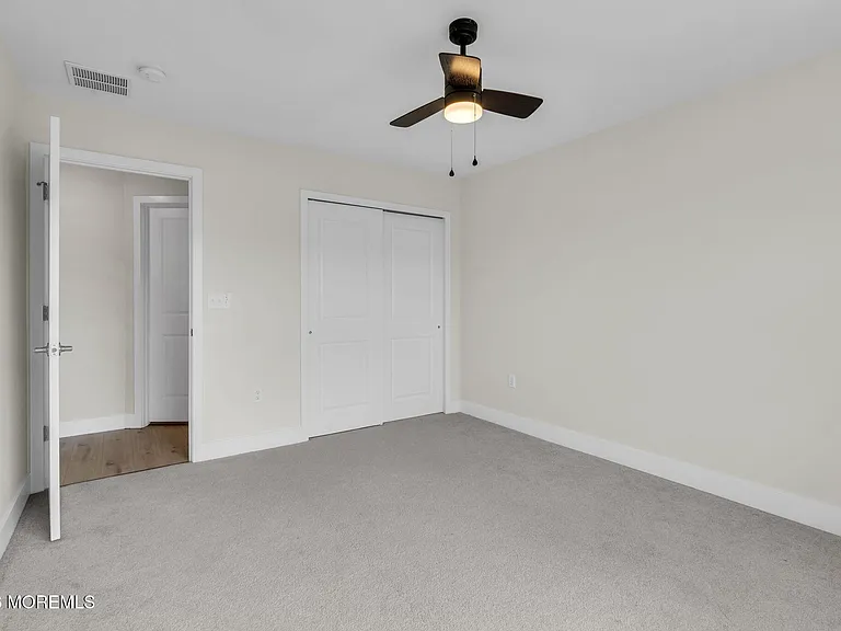54 Midway Rd S — Photo 27