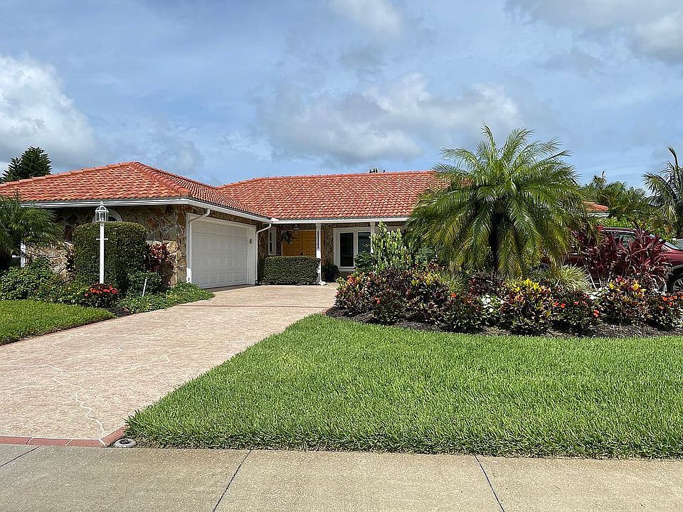  Beautiful tile roof