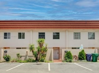 4122 Inverrary Dr #E14, Lauderhill, FL 33319