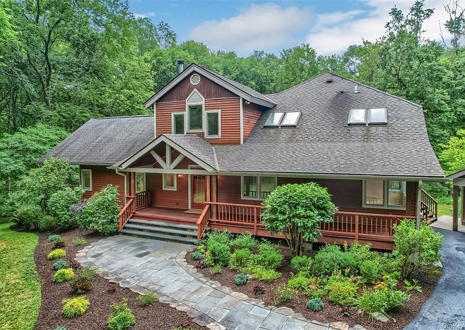 1st image of 361 Birdsall Dr