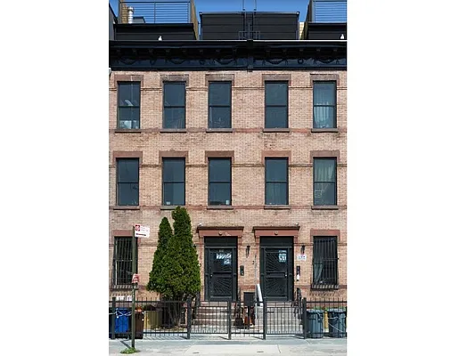 Rented by MNS | media 34